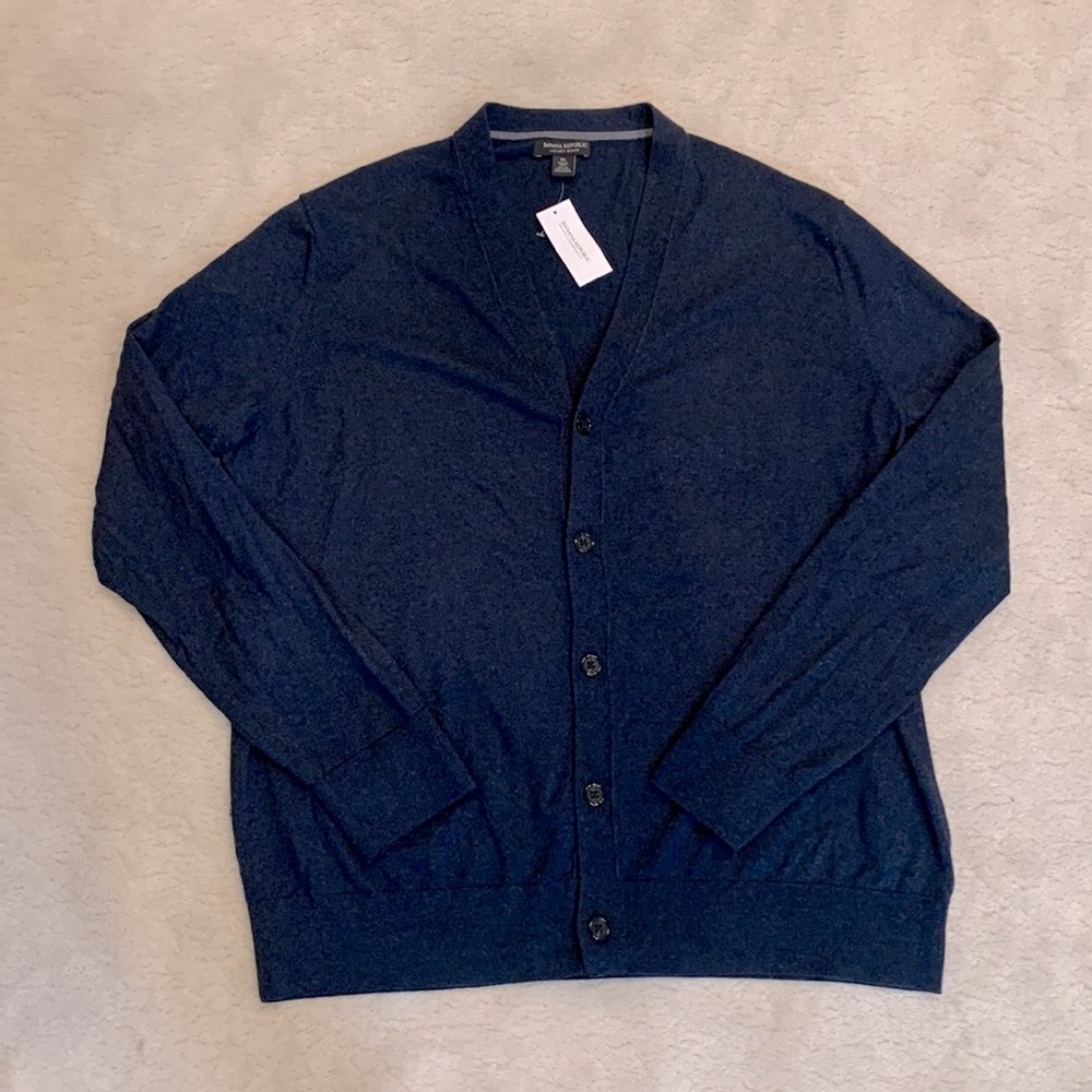 Banana Republic Luxury Blend Men’s Cardigan XL with tag never worn - navy